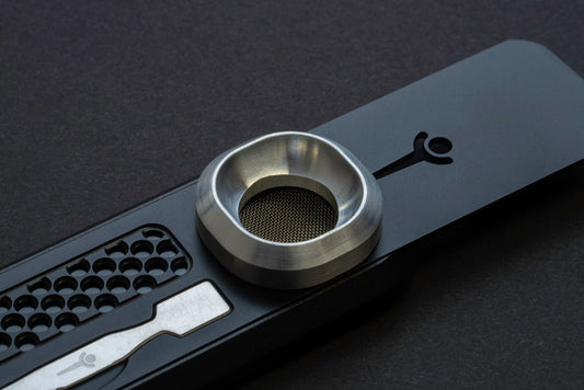 10 Things to Look for When Buying a High-End Cannabis Pipe